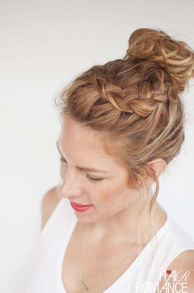 https://image.sistacafe.com/images/uploads/content_image/image/17276/1436784304-Hair-Romance-Everyday-curly-hairstyles-Curly-Braided-Top-Knot-Hairstyle-Tutorial-D.jpg
