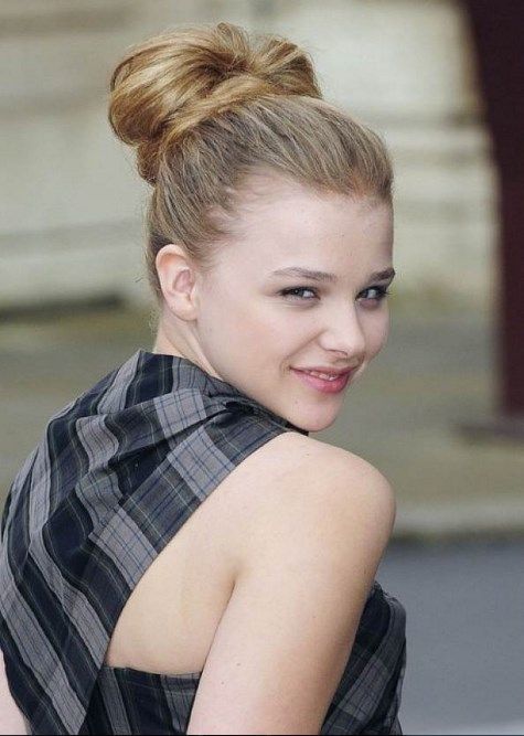 https://image.sistacafe.com/images/uploads/content_image/image/172912/1470145113-pretty-easy-high-bun-hairstyles-for-long-light-blonde-hair-girls-in-everyday-2016.jpg