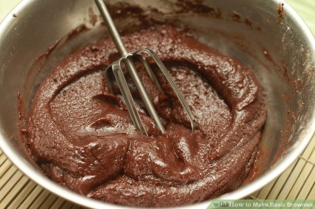 https://image.sistacafe.com/images/uploads/content_image/image/172924/1470145629-aid1116326-728px-Make-Basic-Brownies-Step-3.jpg