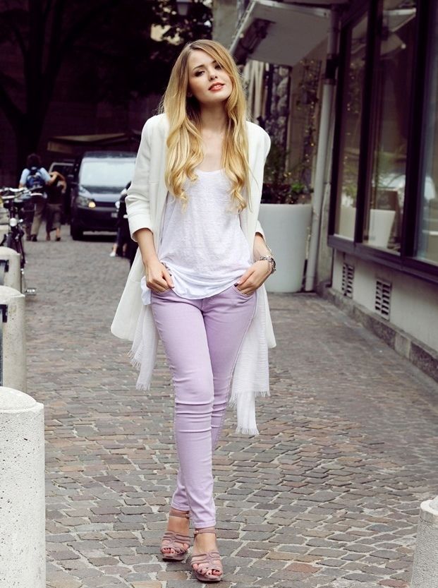 1470207501 3. white top lavender jeans