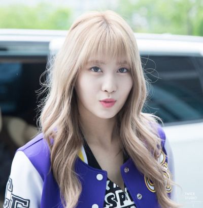 1470217318  momo momo twice 39555185 400 408