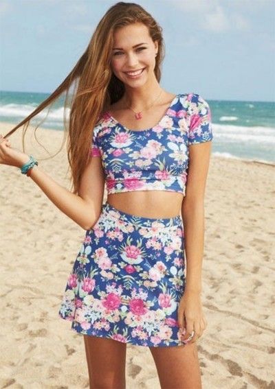 1470281490 crop top summer outfits07