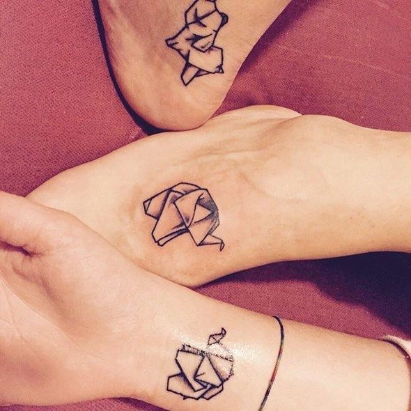 https://image.sistacafe.com/images/uploads/content_image/image/176258/1470402358-small-elephant-tattoos-for-best-friends.jpg