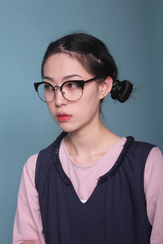 แว่นกลม น่ารักนะ