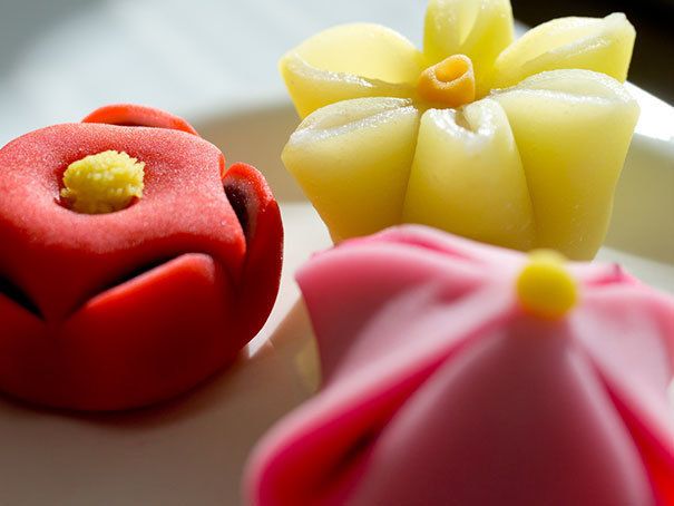 https://image.sistacafe.com/images/uploads/content_image/image/181863/1471183811-AD-Cute-Japanese-Sweets-Wagashi-58.jpg