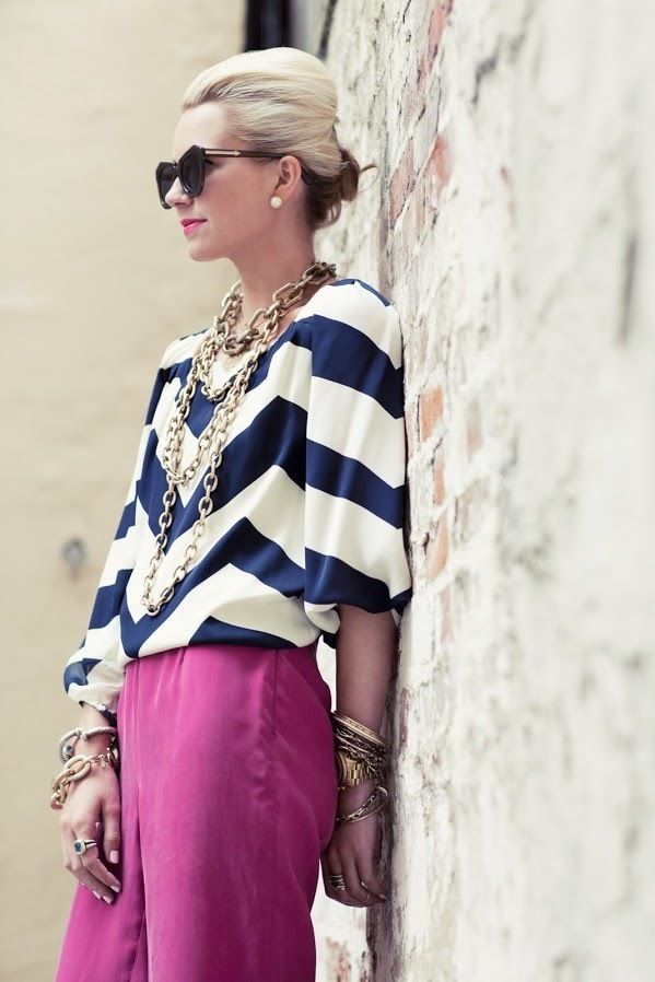 1471269174 4. chain necklace with chevron top and purple pants 1