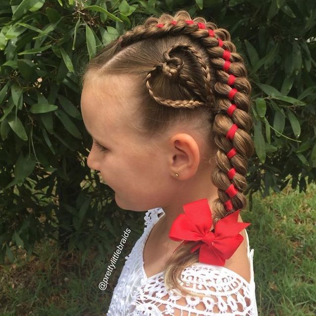 1471350350 mom braids unbelievably intricate hairstyles every morning before school 4  700