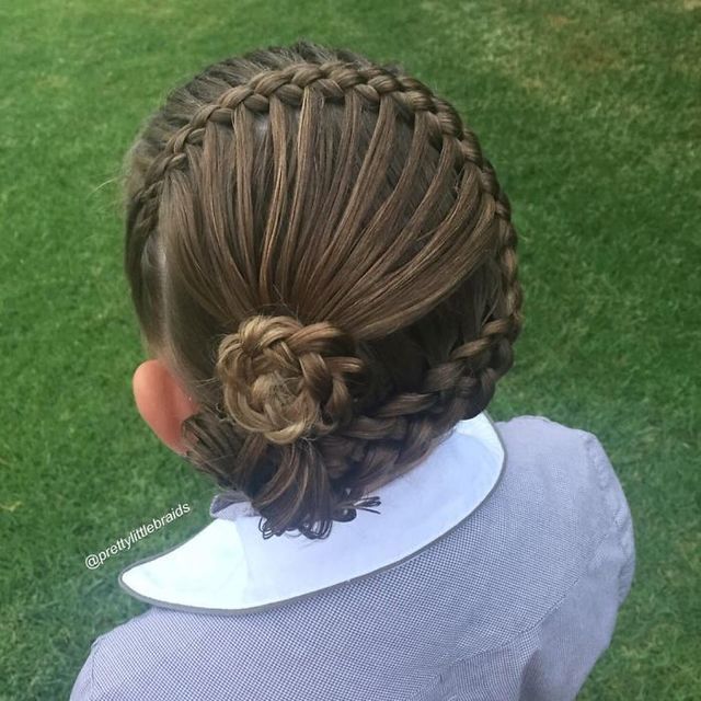 1471350421 mom braids unbelievably intricate hairstyles every morning before school 15  700
