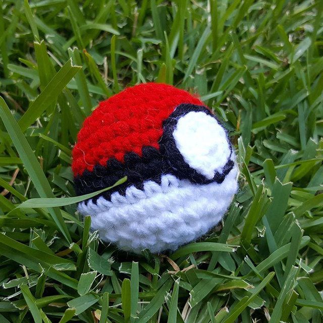 1471412914 crochet pokemon go nicholes nerdy knots 3