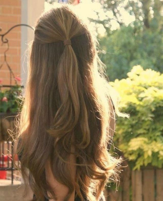 1471451267 half up half down