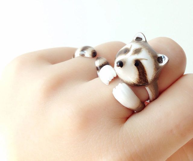 https://image.sistacafe.com/images/uploads/content_image/image/186383/1471589239-AD-3-Piece-Animal-Rings-Dainty-Me-03.jpg