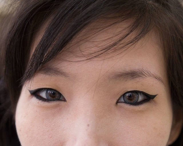 https://image.sistacafe.com/images/uploads/content_image/image/18707/1437137504-Sistacafe_mistine_Hawk-eye_eyeliner_%E0%B8%81%E0%B8%A3%E0%B8%B5%E0%B8%94%E0%B8%AD%E0%B8%B2%E0%B8%A2_%E0%B8%81%E0%B8%A3%E0%B8%B5%E0%B8%94%E0%B8%95%E0%B8%B2_%E0%B9%80%E0%B8%82%E0%B8%B5%E0%B8%A2%E0%B8%99%E0%B8%AD%E0%B8%B2%E0%B8%A2%E0%B9%84%E0%B8%A5%E0%B9%80%E0%B8%99%E0%B8%AD%E0%B8%A3%E0%B9%8C_%E0%B9%80%E0%B8%9B%E0%B8%A3%E0%B8%B5%E0%B9%89%E0%B8%A2%E0%B8%A7_%E0%B9%80%E0%B8%89%E0%B8%B5%E0%B9%88%E0%B8%A2%E0%B8%A7_%E0%B9%80%E0%B8%9B%E0%B9%8A%E0%B8%B0_%E0%B8%9C%E0%B8%B9%E0%B9%89%E0%B8%AB%E0%B8%8D%E0%B8%B4%E0%B8%87_%E0%B8%AA%E0%B8%A7%E0%B8%A2_%E0%B8%95%E0%B8%B2_36.jpg