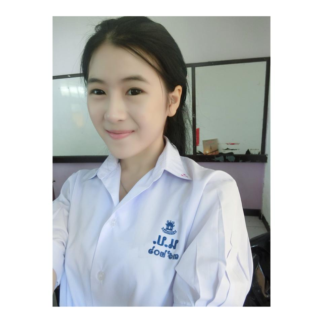 รวบผมหางม้าน่ารักๆสไตล์วัยเรียน