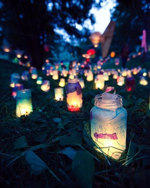 1472376211 mason jar collection lights1