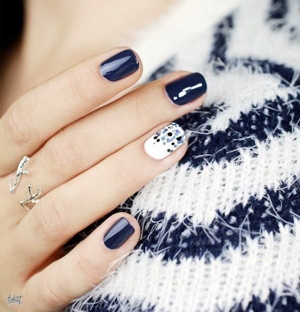 https://image.sistacafe.com/images/uploads/content_image/image/196860/1472666346-White-Nails-art-Designs-43.jpg