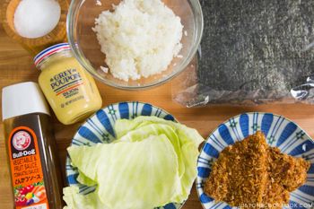 https://image.sistacafe.com/images/uploads/content_image/image/198292/1472793410-Chicken-Katsu-Onigirazu-Ingredients.jpg