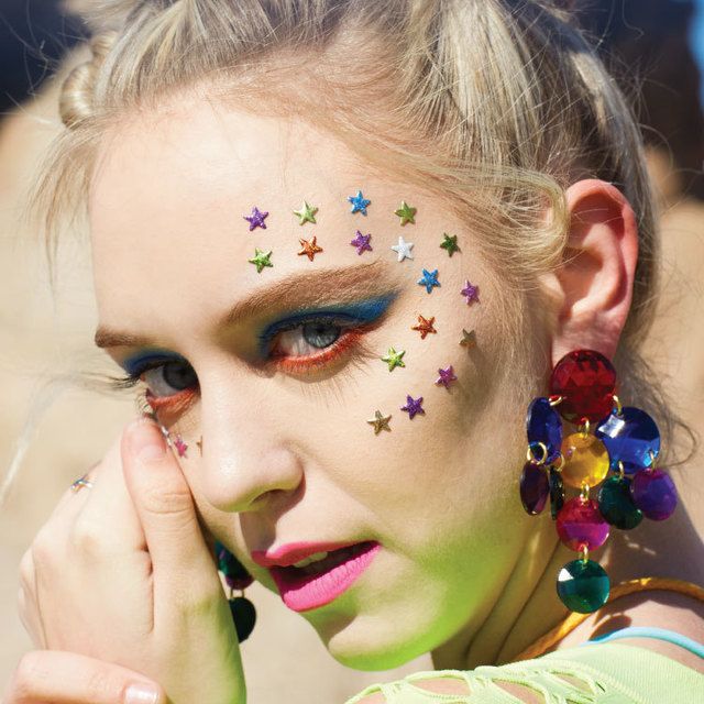 https://image.sistacafe.com/images/uploads/content_image/image/198437/1472797801-rave-2-skin-3.jpg