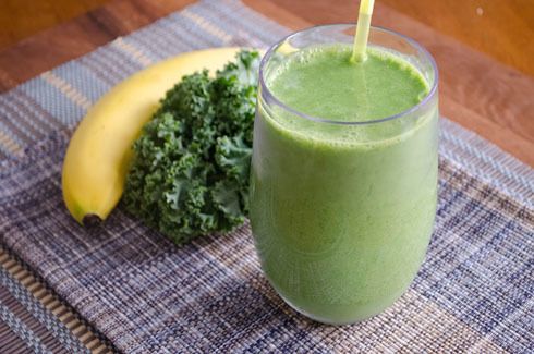 1472800471 spinach pineapple smoothie