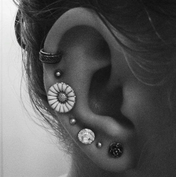 1472917969 31 ear piercings