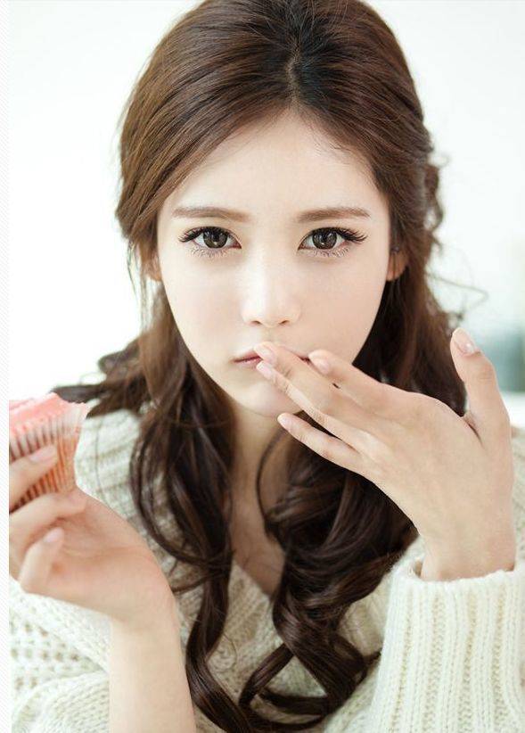 1437544527 lovely half up hair for asian hairstyles