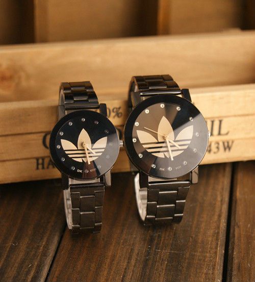 https://image.sistacafe.com/images/uploads/content_image/image/201787/1473091206-Free-Shipping-Korean-fashion-strip-couple-hand-Clover-watches-Noctilucence-Clock-quartz-personality-watch.jpg