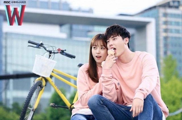 https://image.sistacafe.com/images/uploads/content_image/image/202184/1473139046-w-is-a-2016-south-korean-television-series-starring-lee-jong-suk-and-han-hyo-joo.jpg