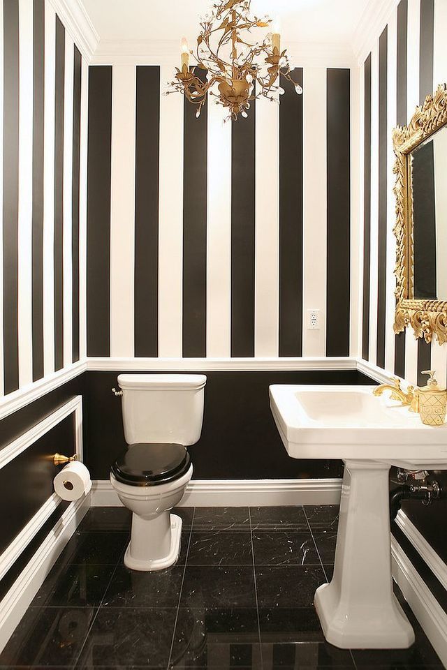 https://image.sistacafe.com/images/uploads/content_image/image/202277/1473143418-Gold-coupled-with-black-and-white-in-the-lovely-powder-room.jpg