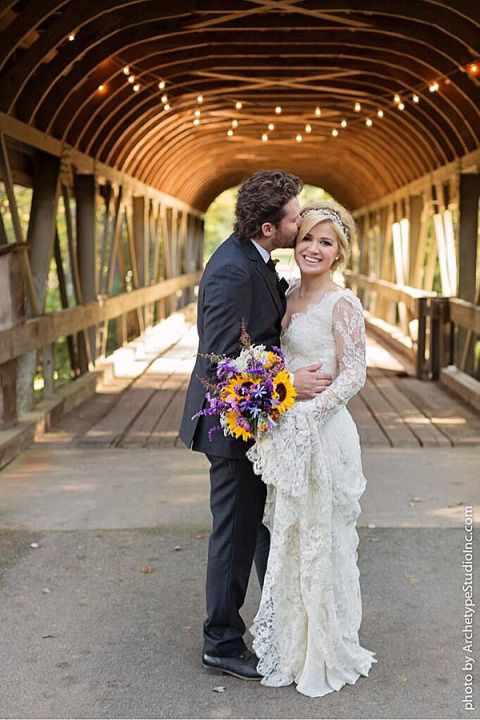 1473328499 53a002d024878   cos 03 kelly clarkson de