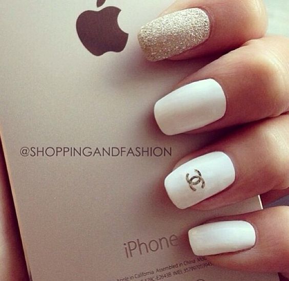 ลายเล็บสวยๆ ลายชาแนล