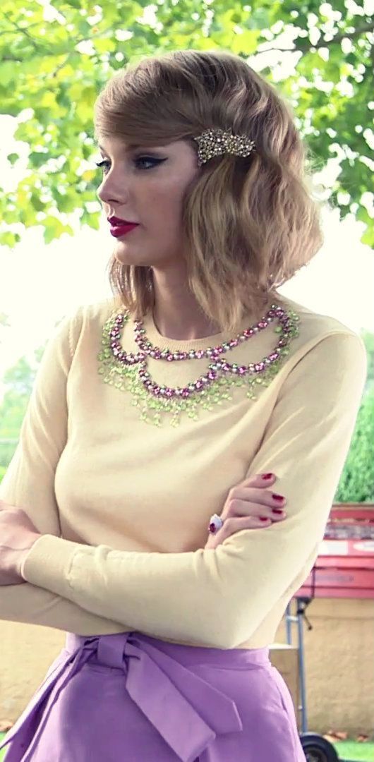 ทาเล็บแดง สีแดงสวยๆ