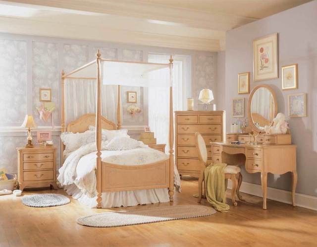 https://image.sistacafe.com/images/uploads/content_image/image/205481/1473433663-calm-lavender-bedroom-wall-paint-feat-pleasant-wood-bed-set-with-mosquito-net-also-paired-with-in-antique-vanity-table-units-with-round-mirror.jpg