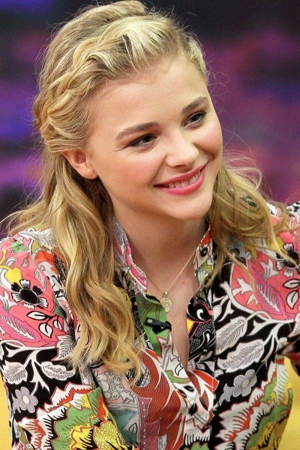 1473520374 chloegracemoretz despierta america tv show