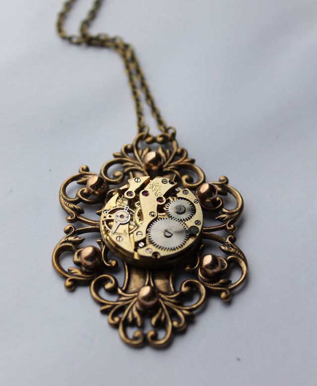 https://image.sistacafe.com/images/uploads/content_image/image/206091/1473576430-victorian-steampunk-jewelry-dream-cloud-jewelry-57c92ebad78bd__700.jpg