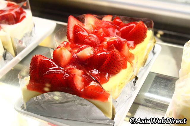 https://image.sistacafe.com/images/uploads/content_image/image/208124/1473758807-secret-garden-cakes.jpg