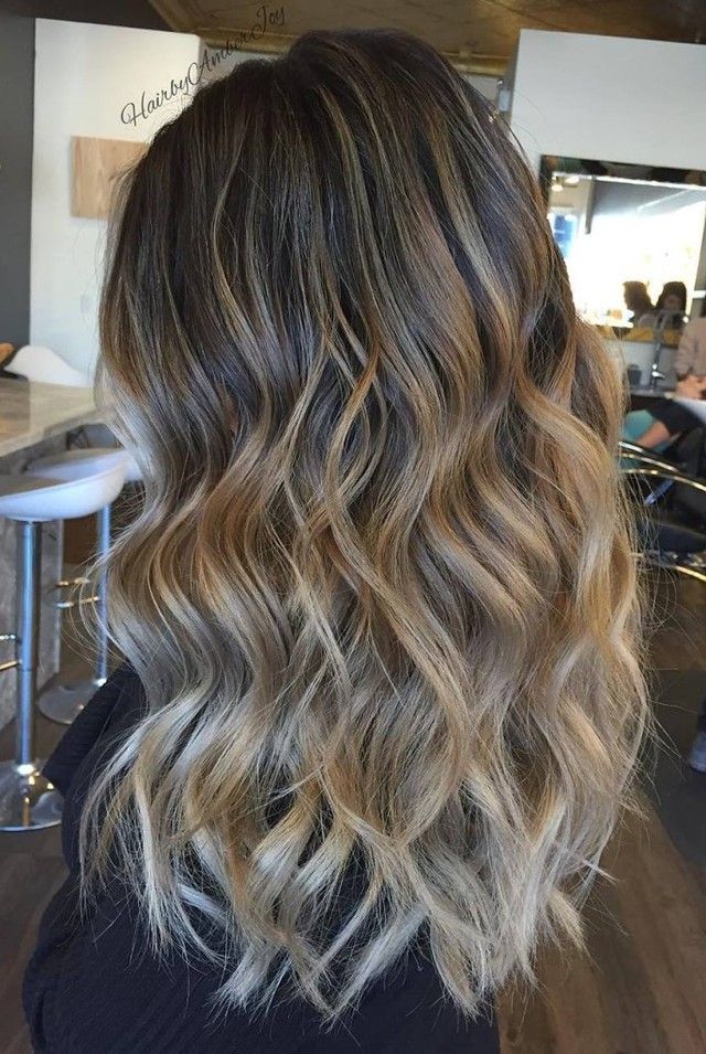 1473907668 21 long balayage hair for brunettes 686x1024