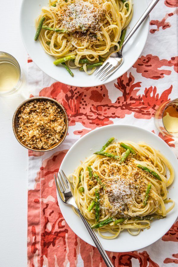 https://image.sistacafe.com/images/uploads/content_image/image/209756/1473922536-Lemon-Asparagus-Linguine-Garlicky-Panko.jpg
