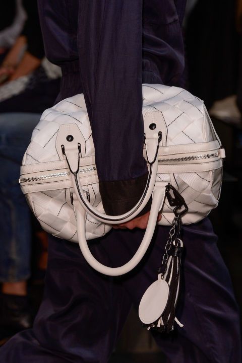 https://image.sistacafe.com/images/uploads/content_image/image/211005/1474041232-rag-and-bone-clp-rs16-5927.jpg