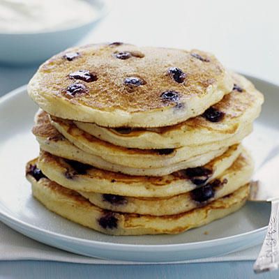 1474095734 blueberry pancakes 400x400