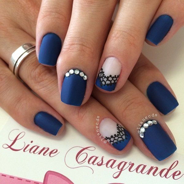 https://image.sistacafe.com/images/uploads/content_image/image/212734/1474270058-Navy-blue-with-lace-nail-art-design-15.jpg