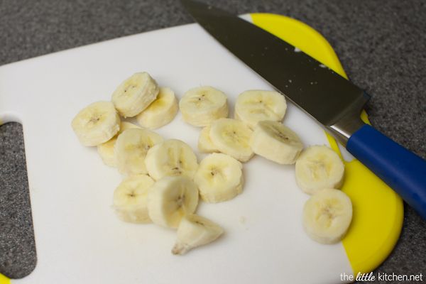 https://image.sistacafe.com/images/uploads/content_image/image/215198/1474523628-fried-banana-milkshake-9609-the-little-kitchen.jpg