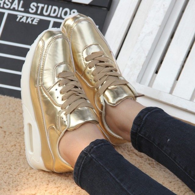 https://image.sistacafe.com/images/uploads/content_image/image/215889/1474596457-2015-New-Korean-Fashion-Major-Suit-Local-Gold-Silver-Women-Sports-Sneakers-Casual-Shoes-with-Thick.jpg