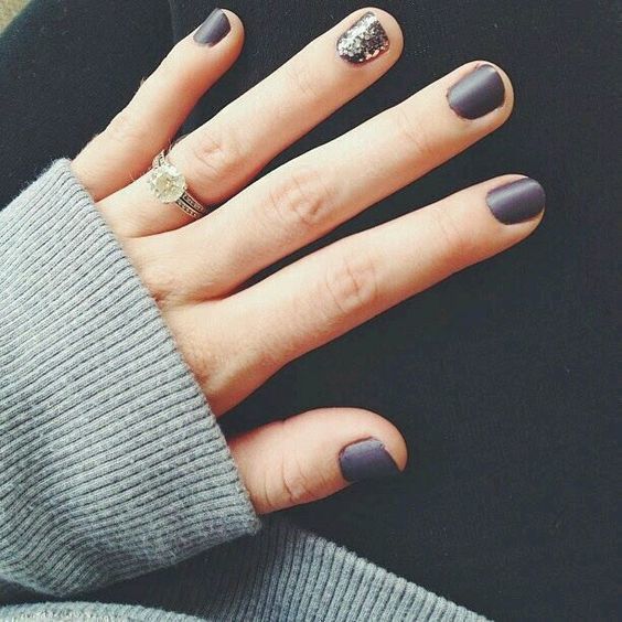 ทาเล็บสองสี Ring Nail