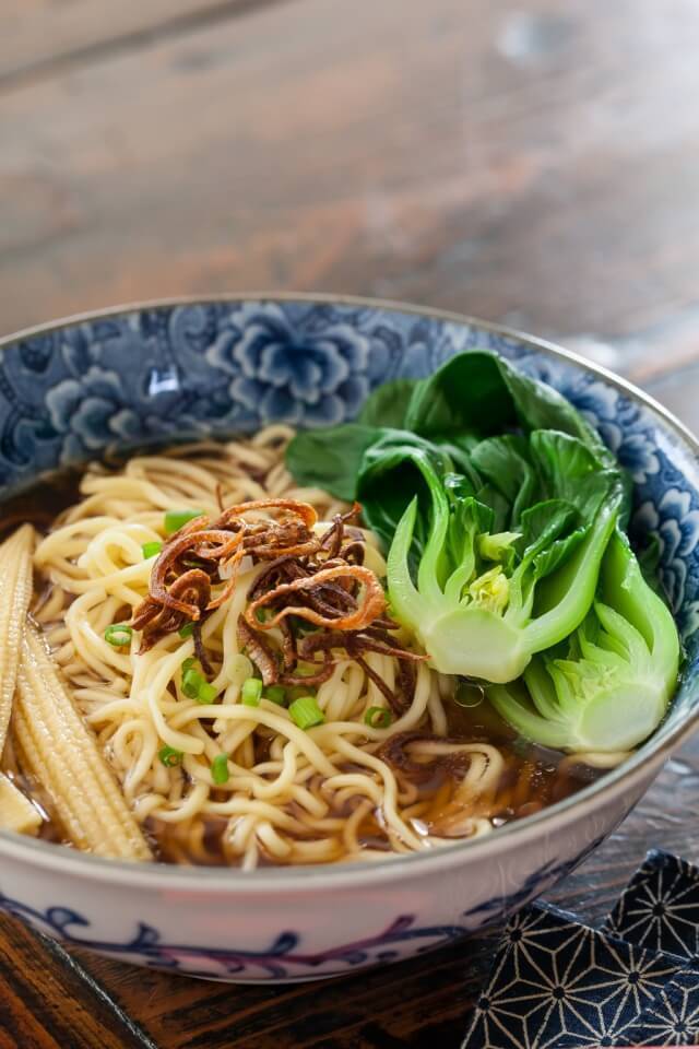 https://image.sistacafe.com/images/uploads/content_image/image/220693/1475156709-noodle-soup-baby-bok-choy-recipe-5593-640x960.jpg