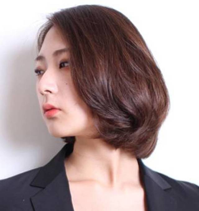 1475210119 extraordinary girl short bob hairstyles korean with pink lipstick color