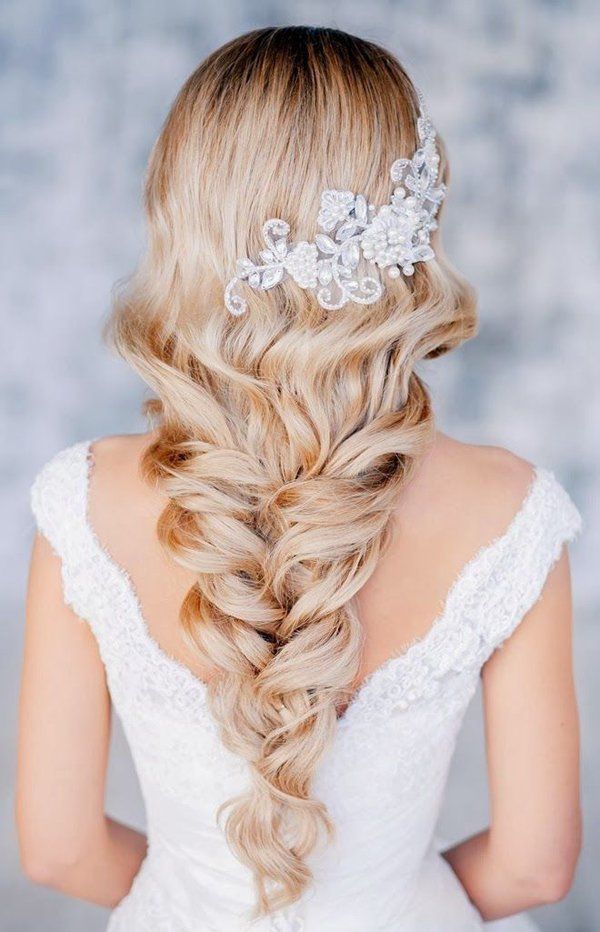 1475391244 6 blonde wedding hairstyle