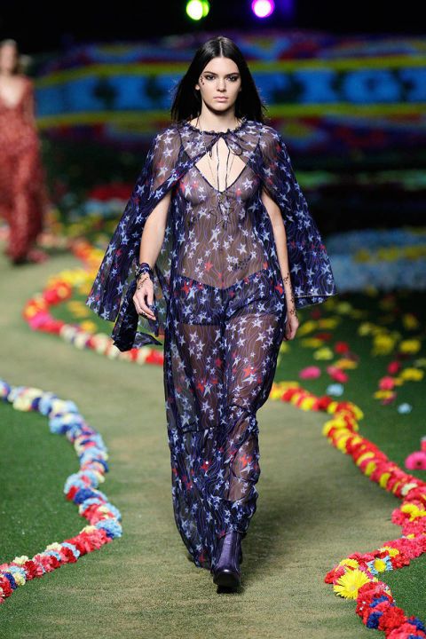 https://image.sistacafe.com/images/uploads/content_image/image/221968/1475419406-54ae512a5173b_-_elle-01-kendall-tommy-hilfiger-v-elv.jpg