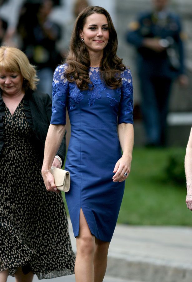 1475601325 kate middleton the duchess of cambridge fashion and style lookbook 2