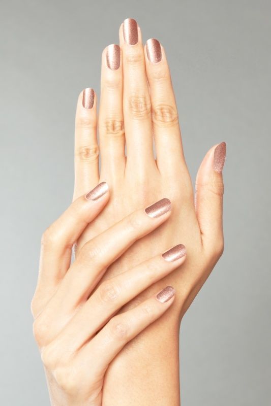 ทาเล็บสวยๆ สีชมพู Rose Gold