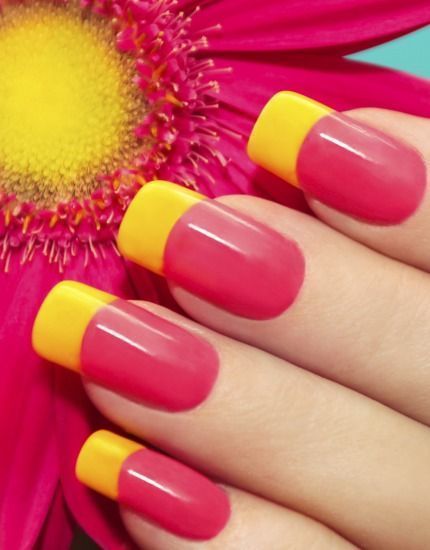 สีทาเล็บ สีชมพูเข้ม