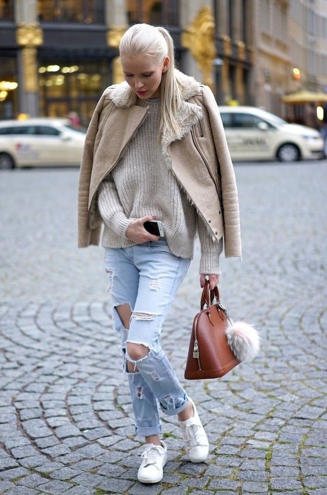 1476205953 neutral knit sweater with shearling jacket casual fall outfit bmodish